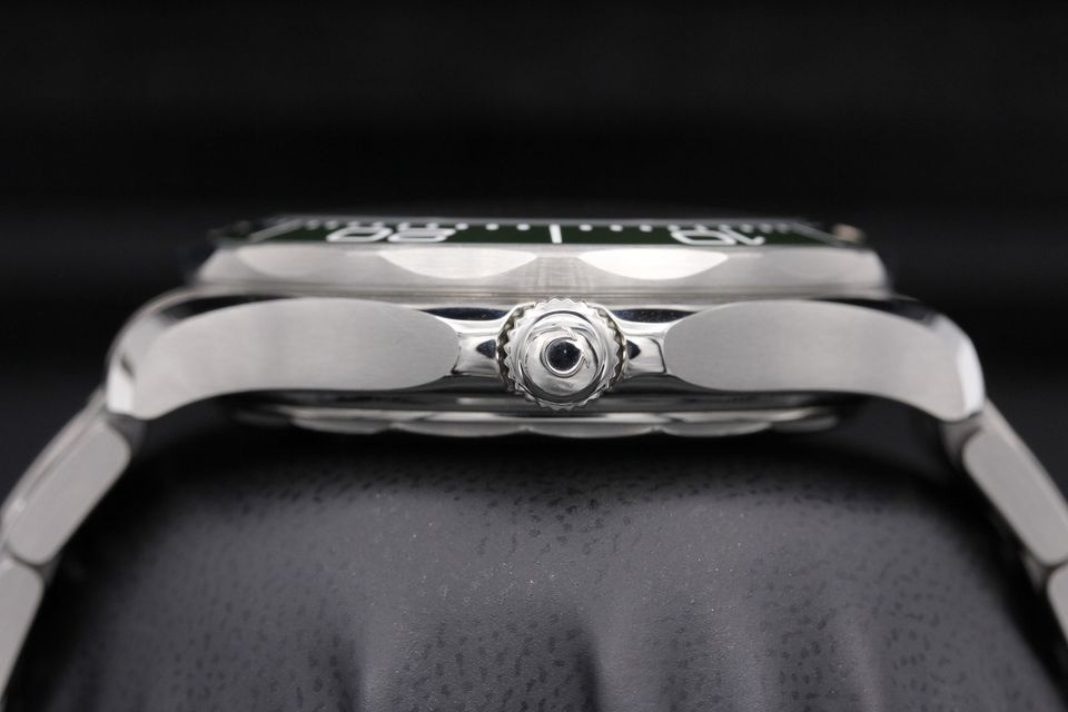 Omega Seamaster Diver 300m 210.30.42.20.10.001 Image 3